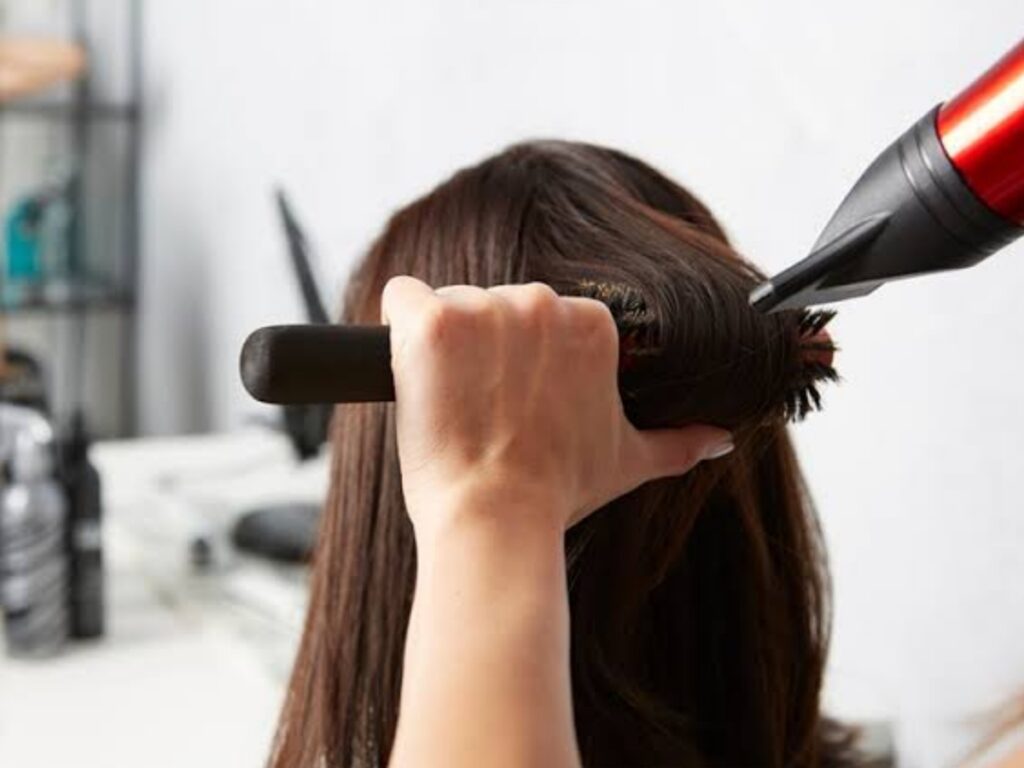 Can-you-get-a-Brazilian-blowout-at-home