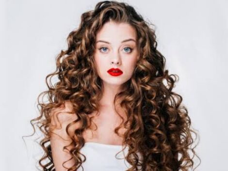 Can-you-curl-hair-after-Brazilian-keratin-treatment