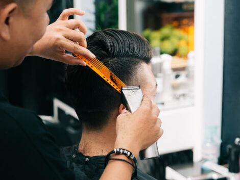 What-are-the-haircut-options-for-men-with-wavy-hair