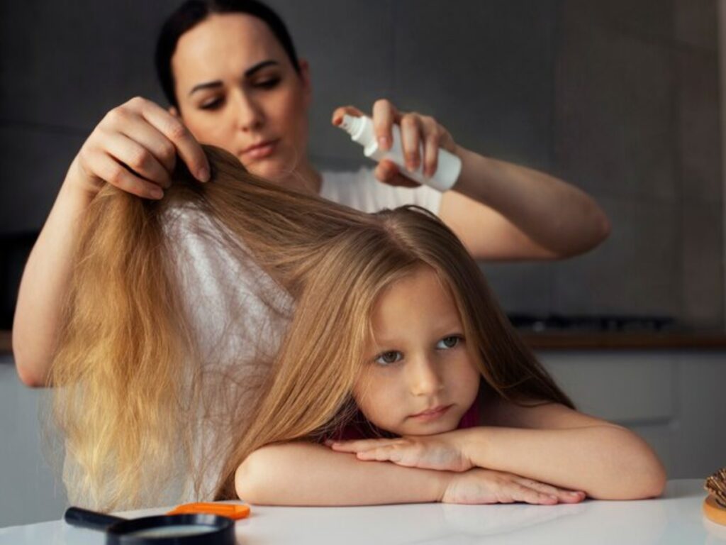 How-can-parents-give-their-children-a-haircut-at-home