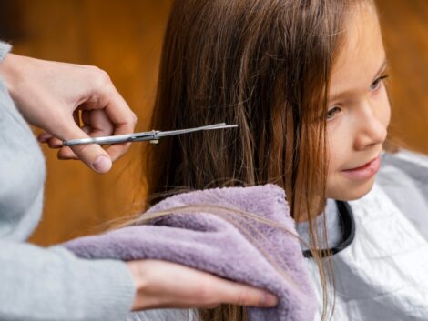 What-are-the-considerations-for-seasonal-changes-in-hair-length-for-children_