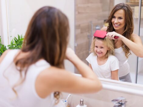 What-are-the-seasonal-changes_in-haircare-routines-and-products-for-childrens-hair