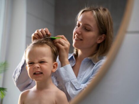 What-are-the-essential-tools-and-techniques-for-successful-toddler-haircuts-at-home_