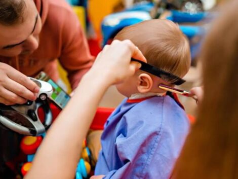 What-are-the-considerations-for-positive-and-enjoyable-haircut-experiences-for-children